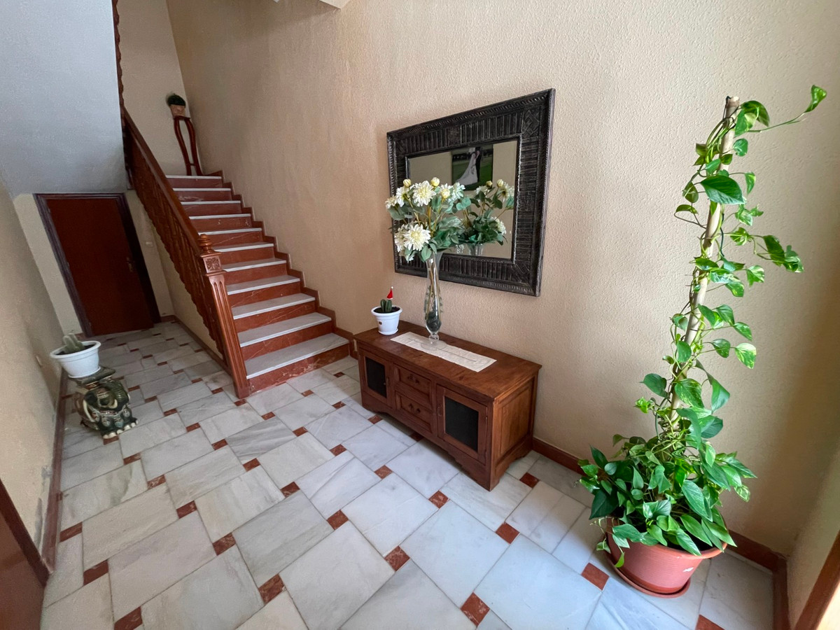 Se vende Villa - Chalet de 5 dormitorios en Costa Blanca, Alicante, España