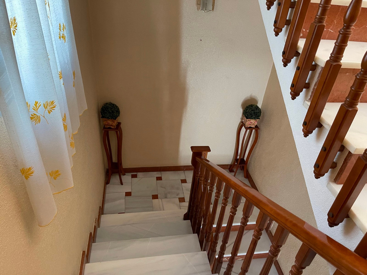 Se vende Villa - Chalet de 5 dormitorios en Costa Blanca, Alicante, España