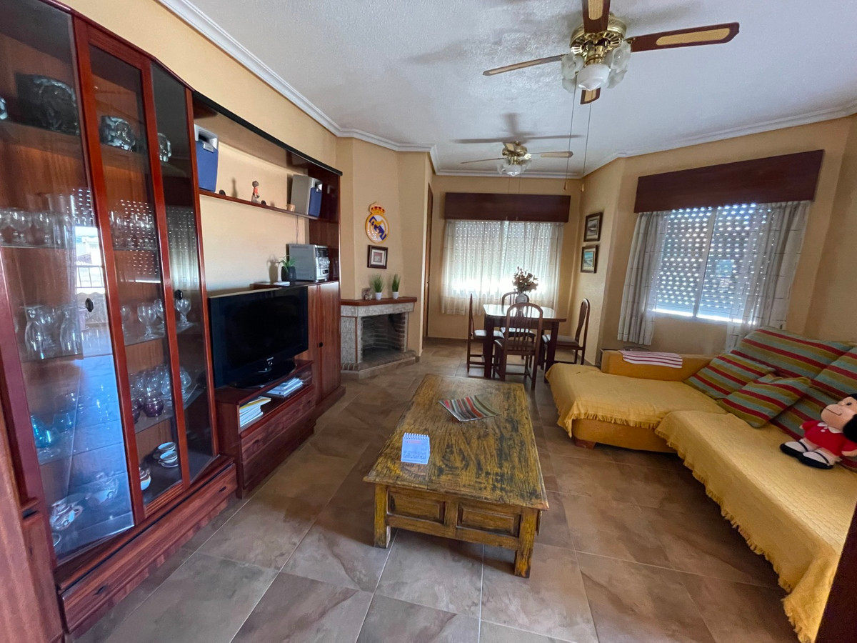 Se vende Villa - Chalet de 5 dormitorios en Costa Blanca, Alicante, España