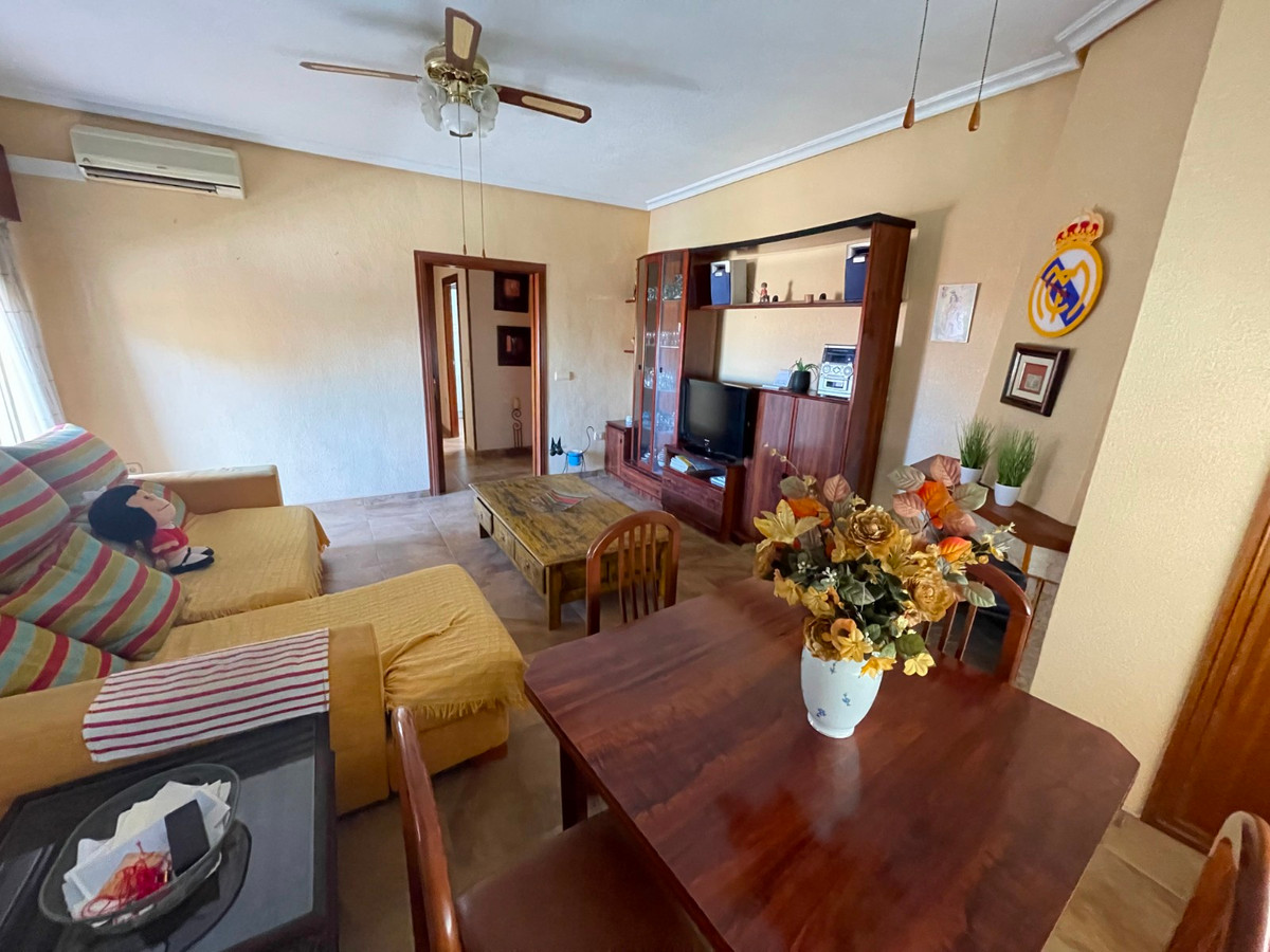 Se vende Villa - Chalet de 5 dormitorios en Costa Blanca, Alicante, España