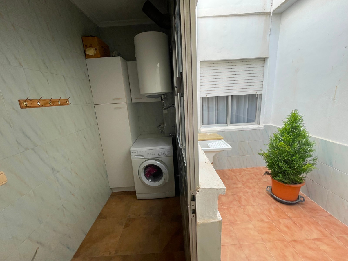 Se vende Villa - Chalet de 5 dormitorios en Costa Blanca, Alicante, España