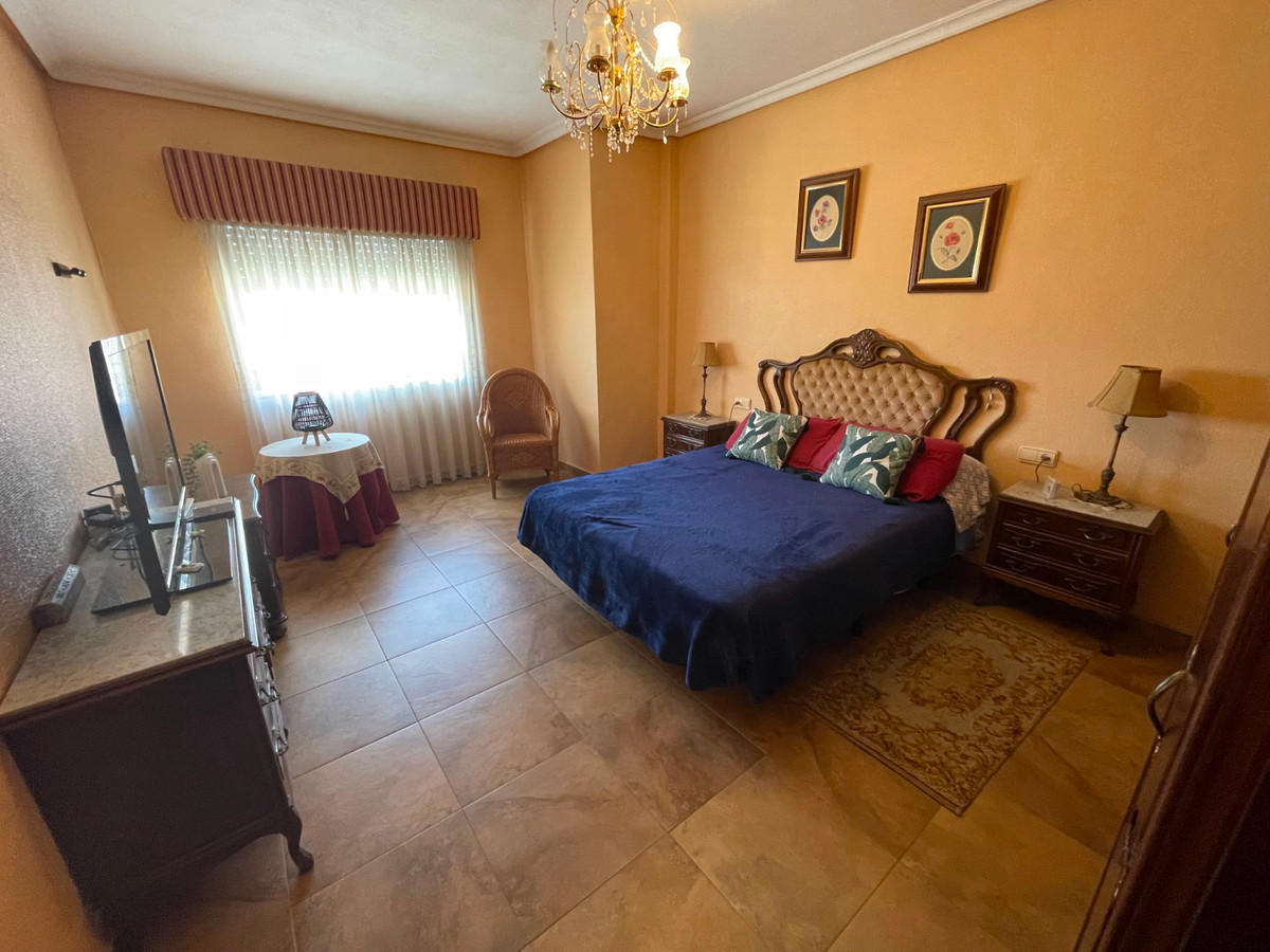 Se vende Villa - Chalet de 5 dormitorios en Costa Blanca, Alicante, España