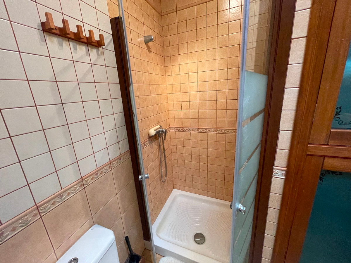 Se vende Villa - Chalet de 5 dormitorios en Costa Blanca, Alicante, España