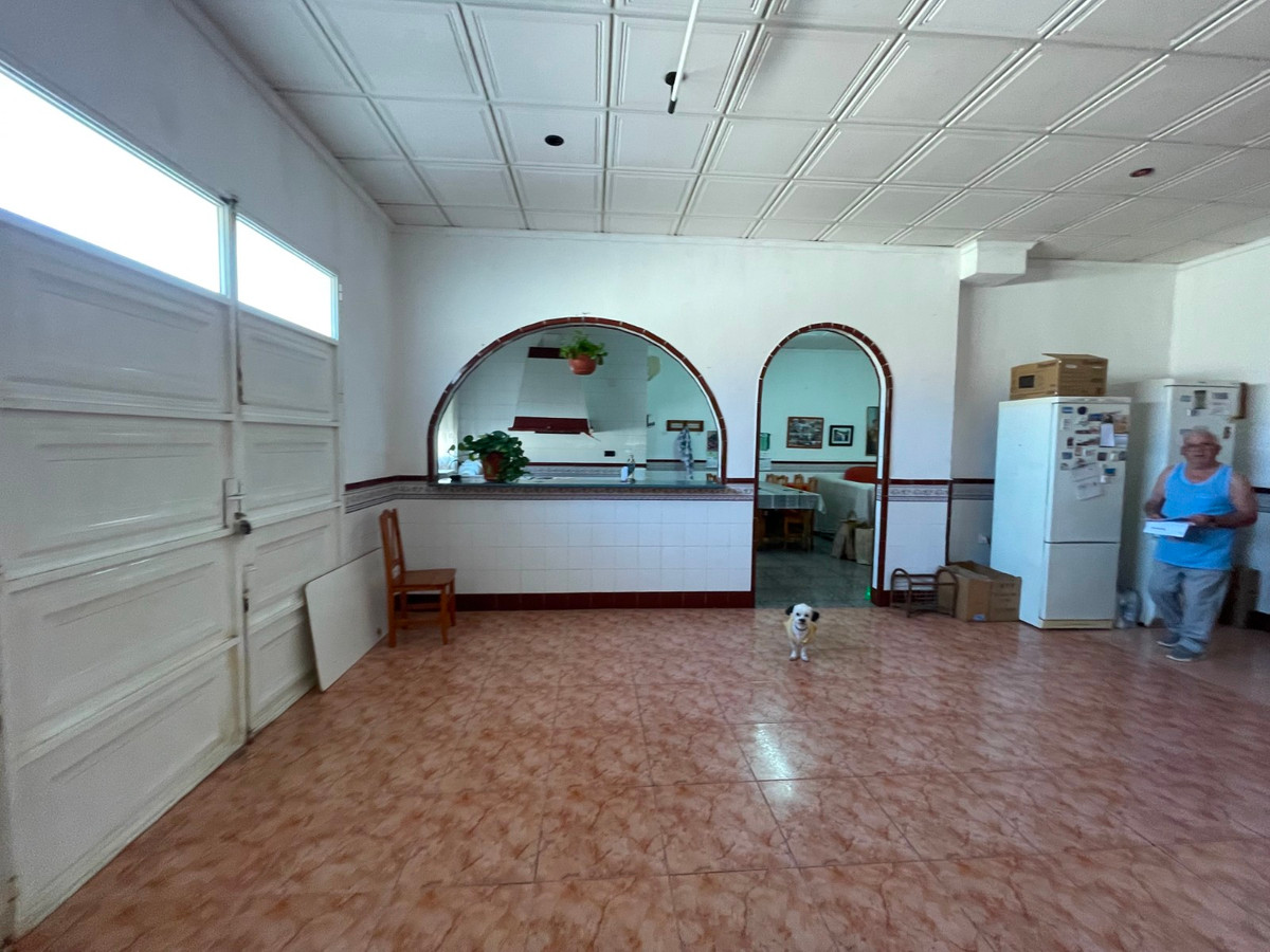 Se vende Villa - Chalet de 5 dormitorios en Costa Blanca, Alicante, España