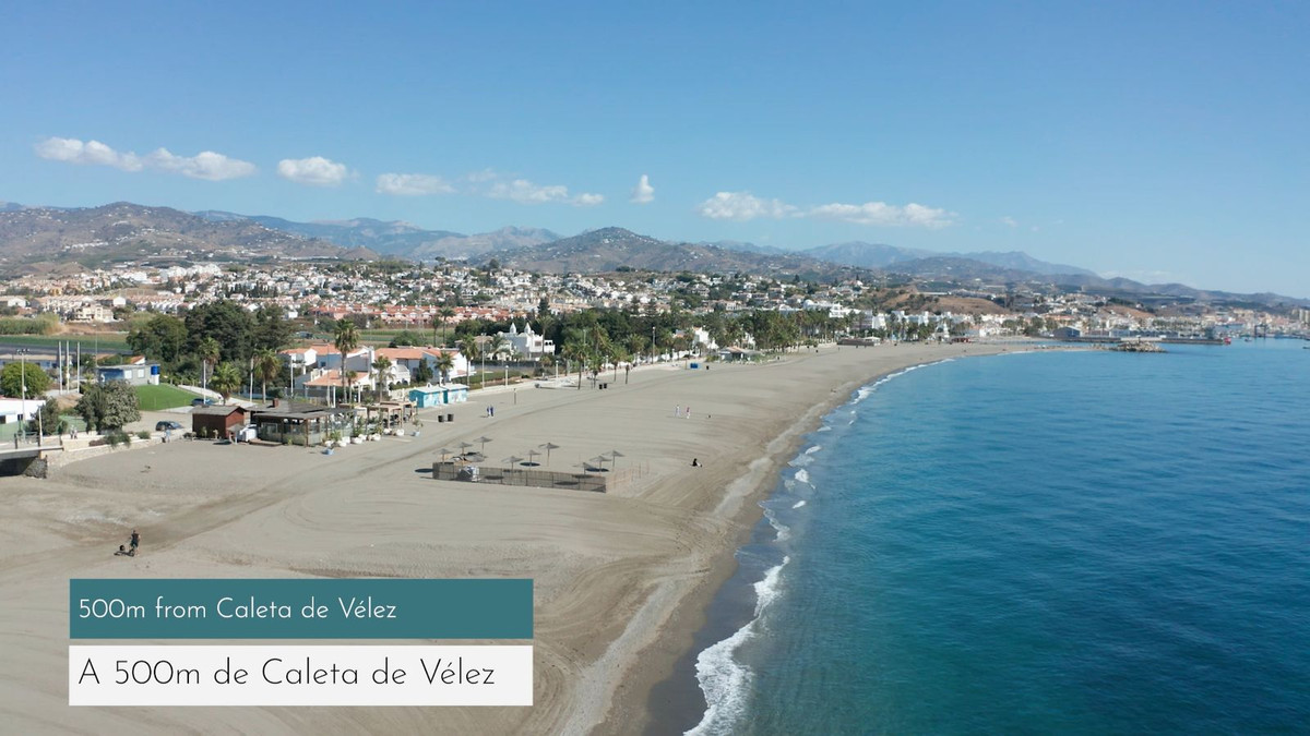 Se vende Terreno Comercial  en Costa Del Sol East, Málaga, España