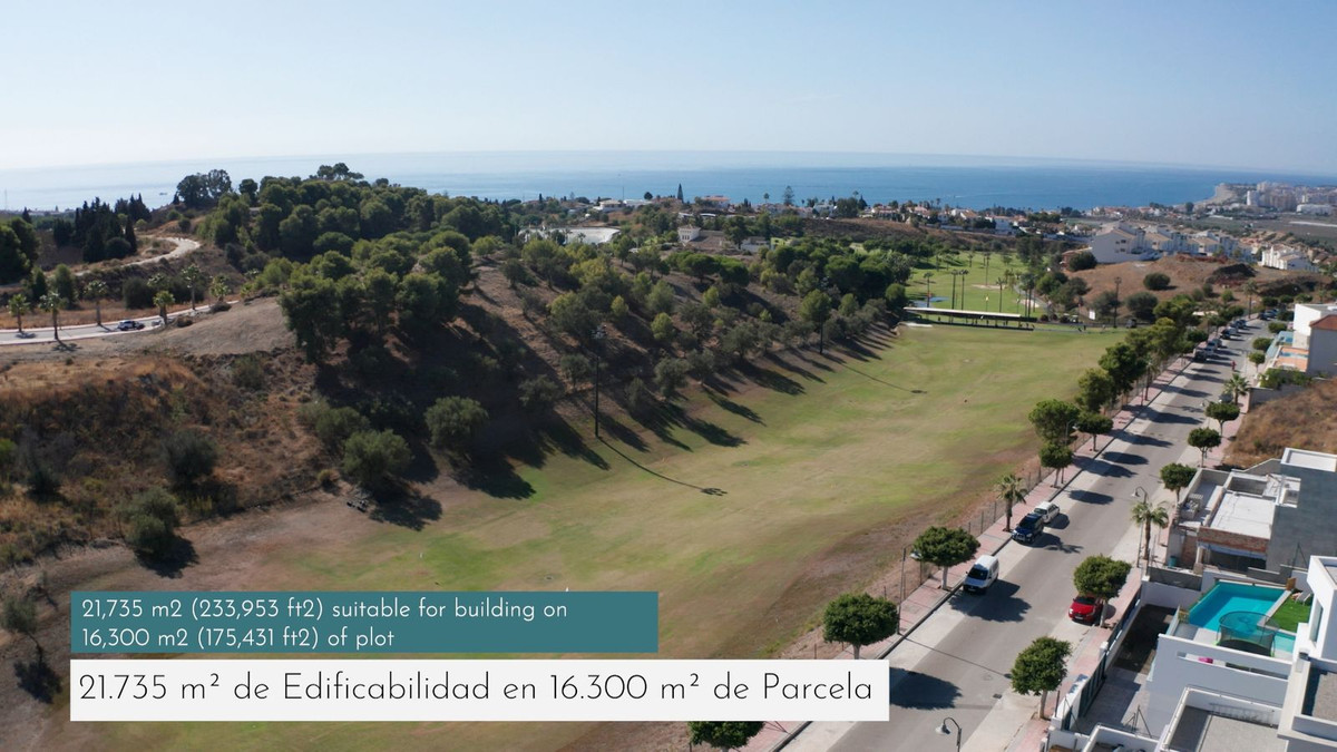 Se vende Terreno Comercial  en Costa Del Sol East, Málaga, España