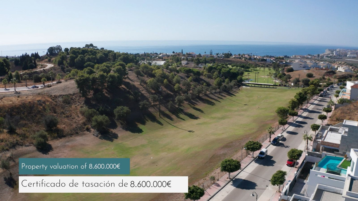 Se vende Terreno Comercial  en Costa Del Sol East, Málaga, España