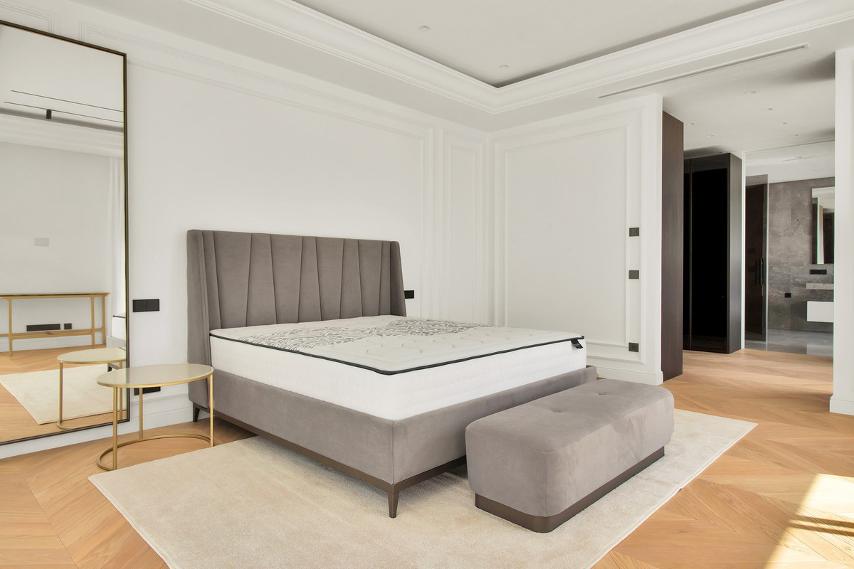 Se vende Villa - Chalet de 6 dormitorios en Costa Del Sol, Málaga, España