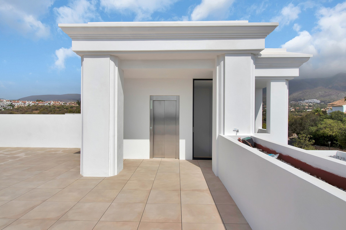 Se vende Villa - Chalet de 6 dormitorios en Costa Del Sol, Málaga, España