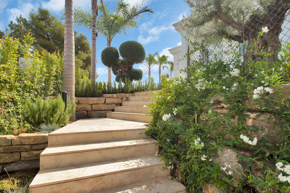 Se vende Villa - Chalet de 6 dormitorios en Costa Del Sol, Málaga, España