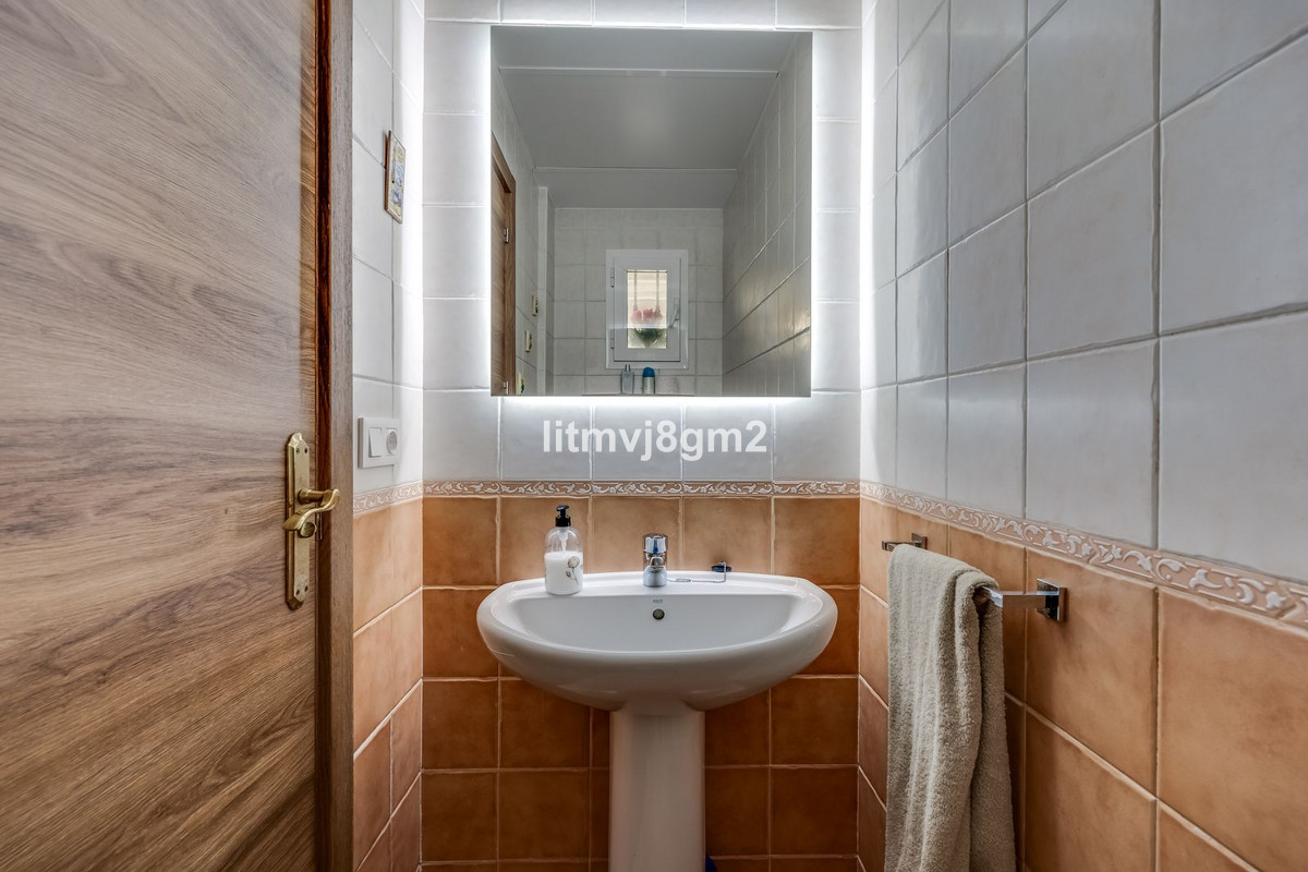 3 Bed Townhouse for sale in Calahonda Costa Del Sol, Málaga, Spain