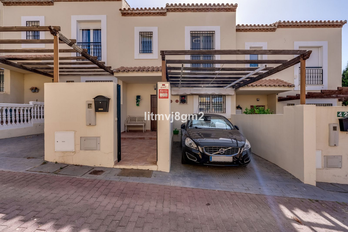 3 Bed Townhouse for sale in Calahonda Costa Del Sol, Málaga, Spain