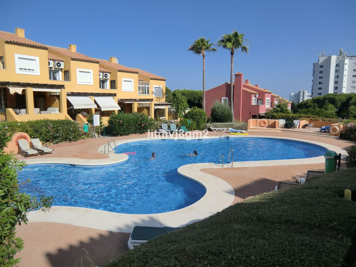 3 Bed Townhouse for sale in Calahonda Costa Del Sol, Málaga, Spain