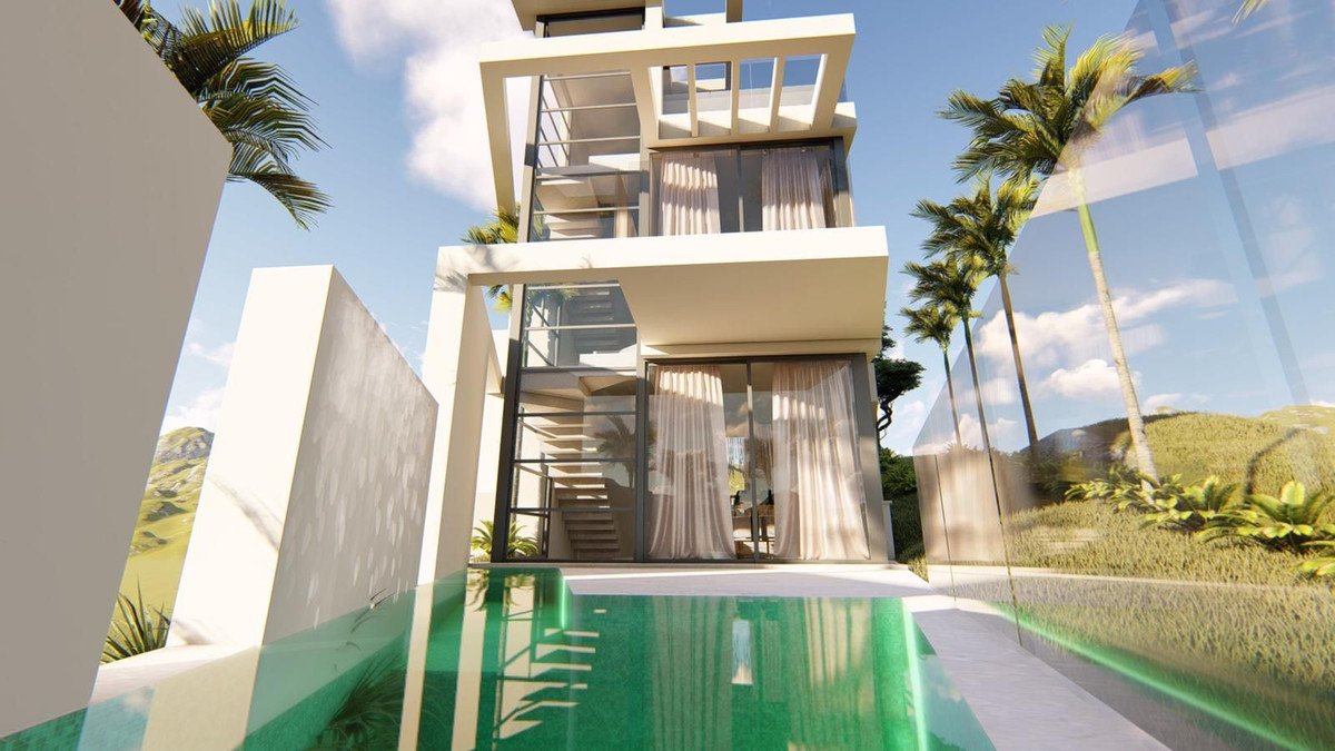 4 Bed Townhouse for sale in Nueva Andalucía Costa Del Sol, Málaga, Spain