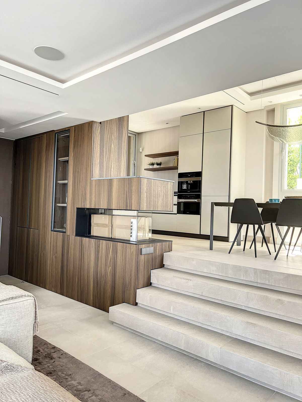4 Bed Townhouse for sale in Nueva Andalucía Costa Del Sol, Málaga, Spain