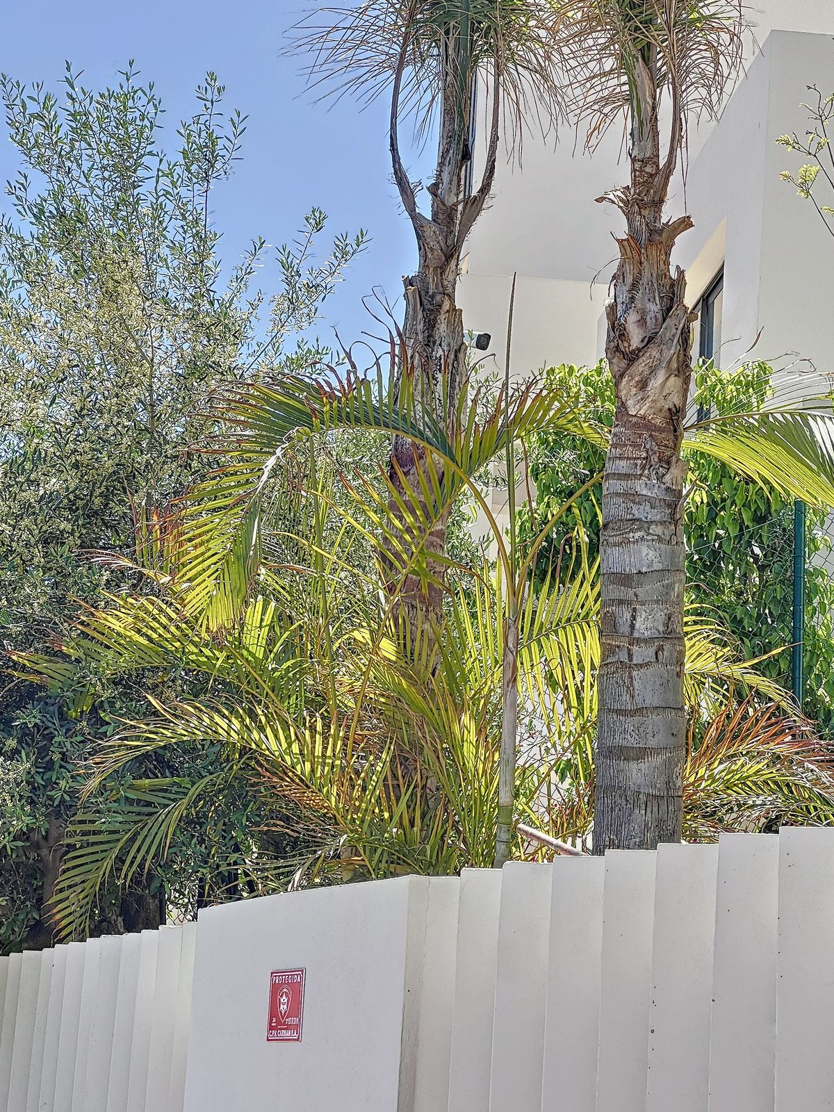 4 Bed Townhouse for sale in Nueva Andalucía Costa Del Sol, Málaga, Spain