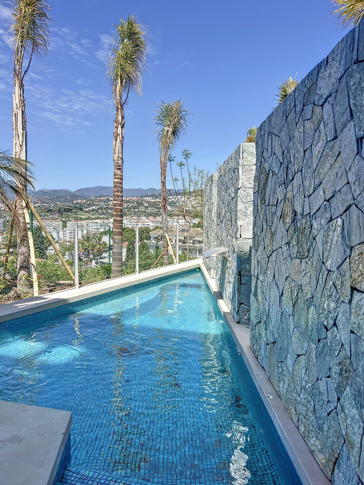 4 Bed Townhouse for sale in Nueva Andalucía Costa Del Sol, Málaga, Spain