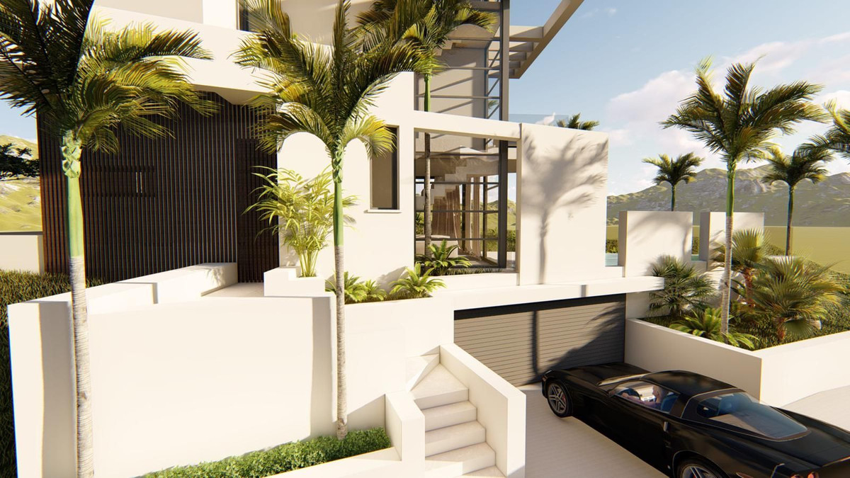 4 Bed Townhouse for sale in Nueva Andalucía Costa Del Sol, Málaga, Spain