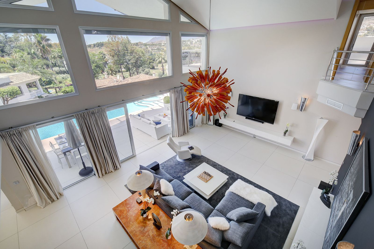 Se vende Villa - Chalet de 5 dormitorios en Costa Del Sol, Málaga, España