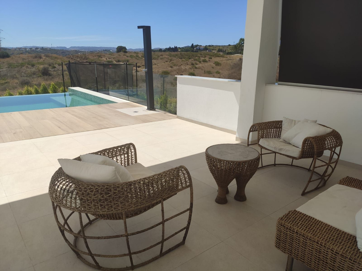 4 Bed Townhouse for sale in Estepona Costa Del Sol, Málaga, Spain