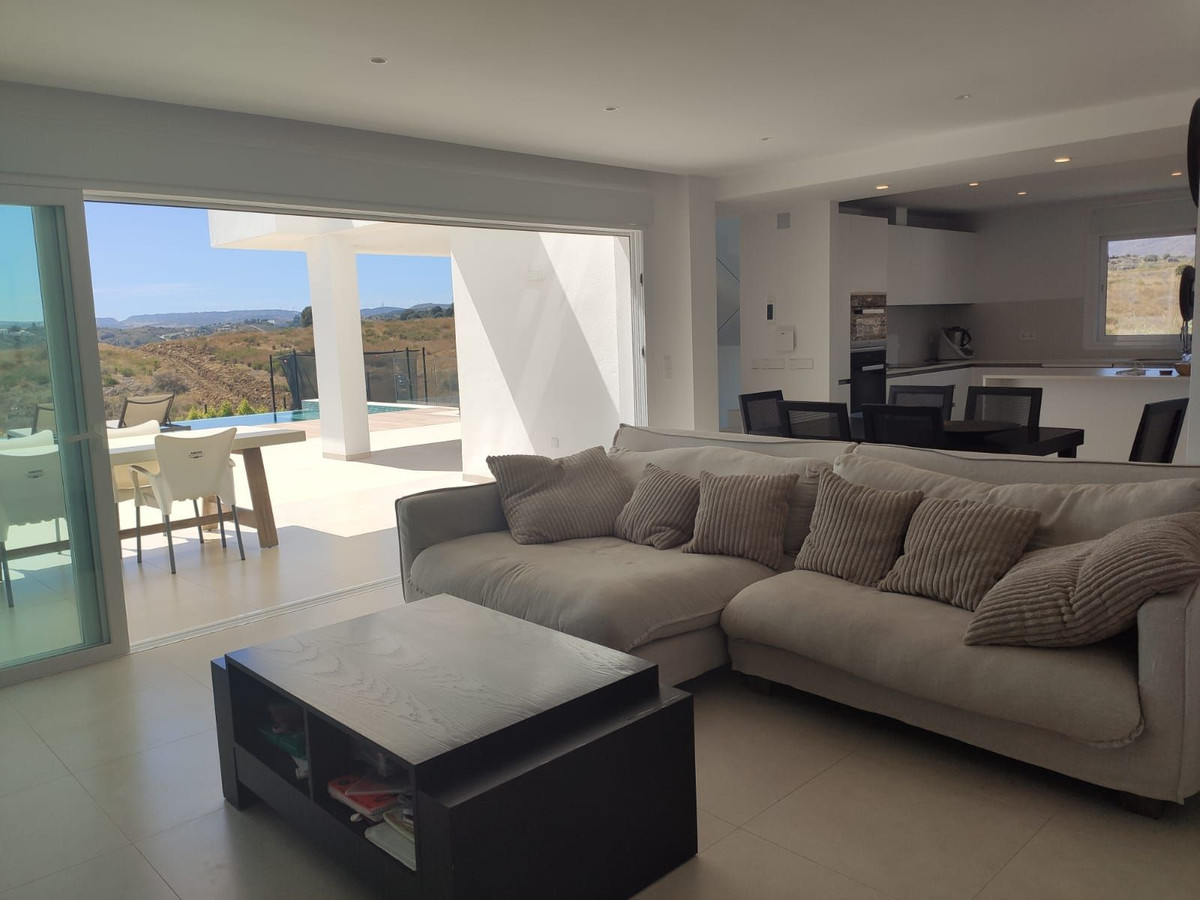 4 Bed Townhouse for sale in Estepona Costa Del Sol, Málaga, Spain
