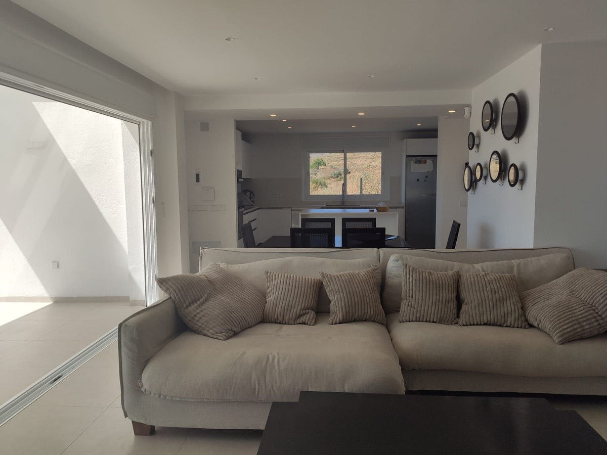 4 Bed Townhouse for sale in Estepona Costa Del Sol, Málaga, Spain