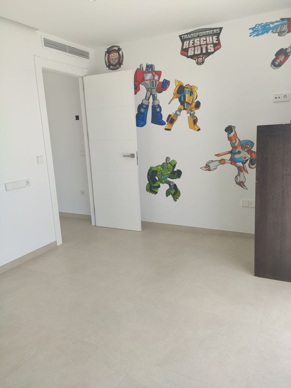 4 Bed Townhouse for sale in Estepona Costa Del Sol, Málaga, Spain