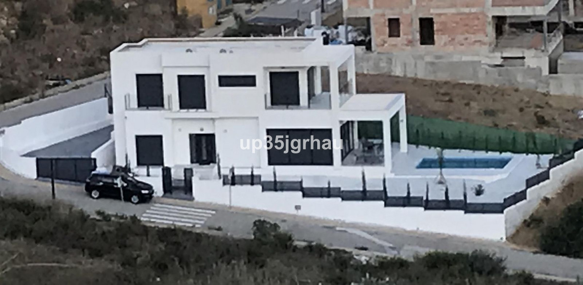 Se vende Terreno Urbano  en Costa Del Sol, Cadiz, España