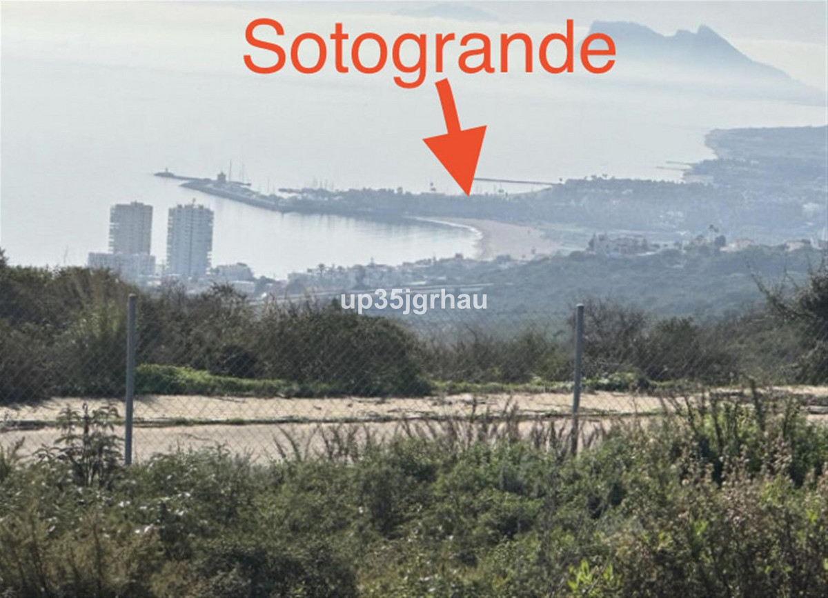 Se vende Terreno Urbano  en Costa Del Sol, Cadiz, España