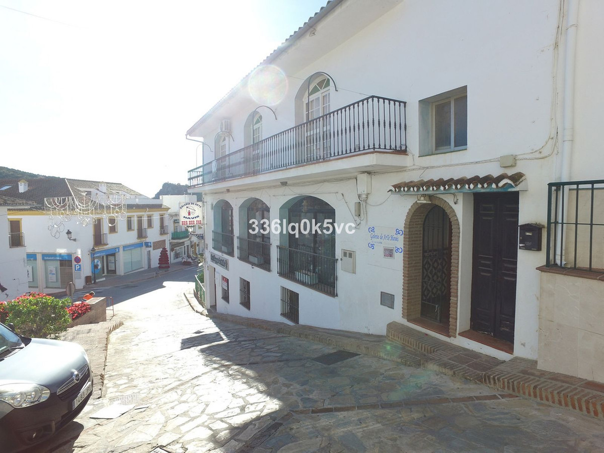 Se vende Dúplex de 5 dormitorios en Costa Del Sol, Málaga, España