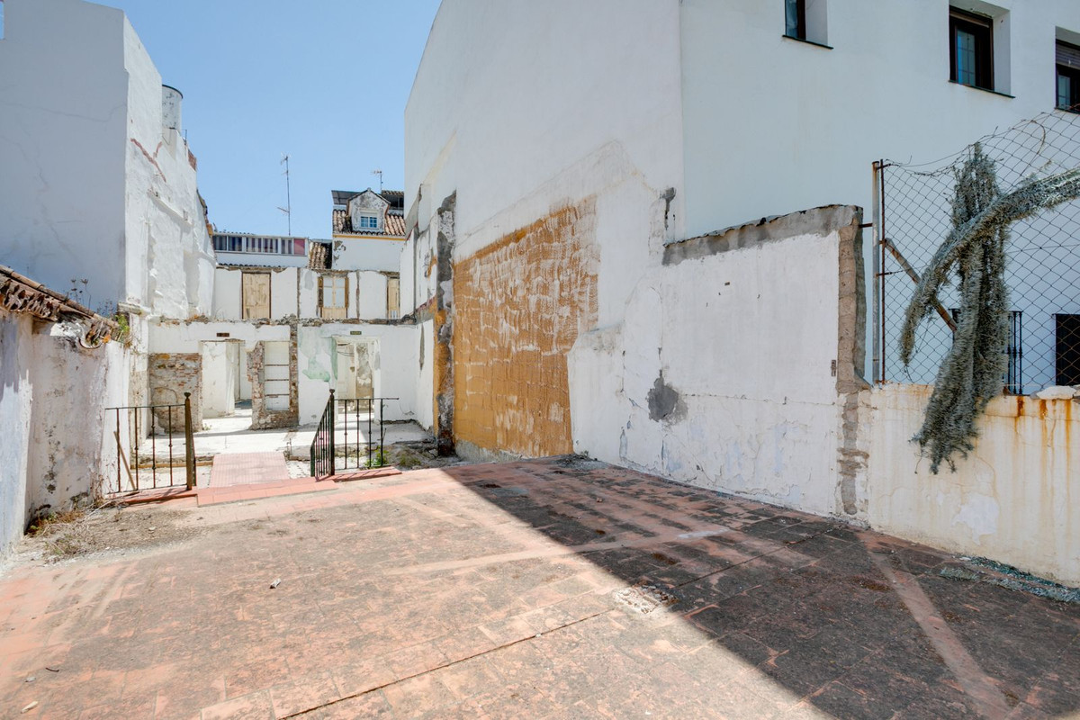 Plots for sale in Estepona Costa Del Sol, Málaga, Spain
