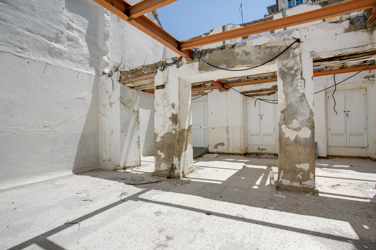 Plots for sale in Estepona Costa Del Sol, Málaga, Spain