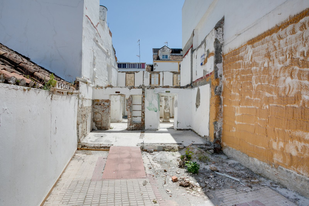 Plots for sale in Estepona Costa Del Sol, Málaga, Spain