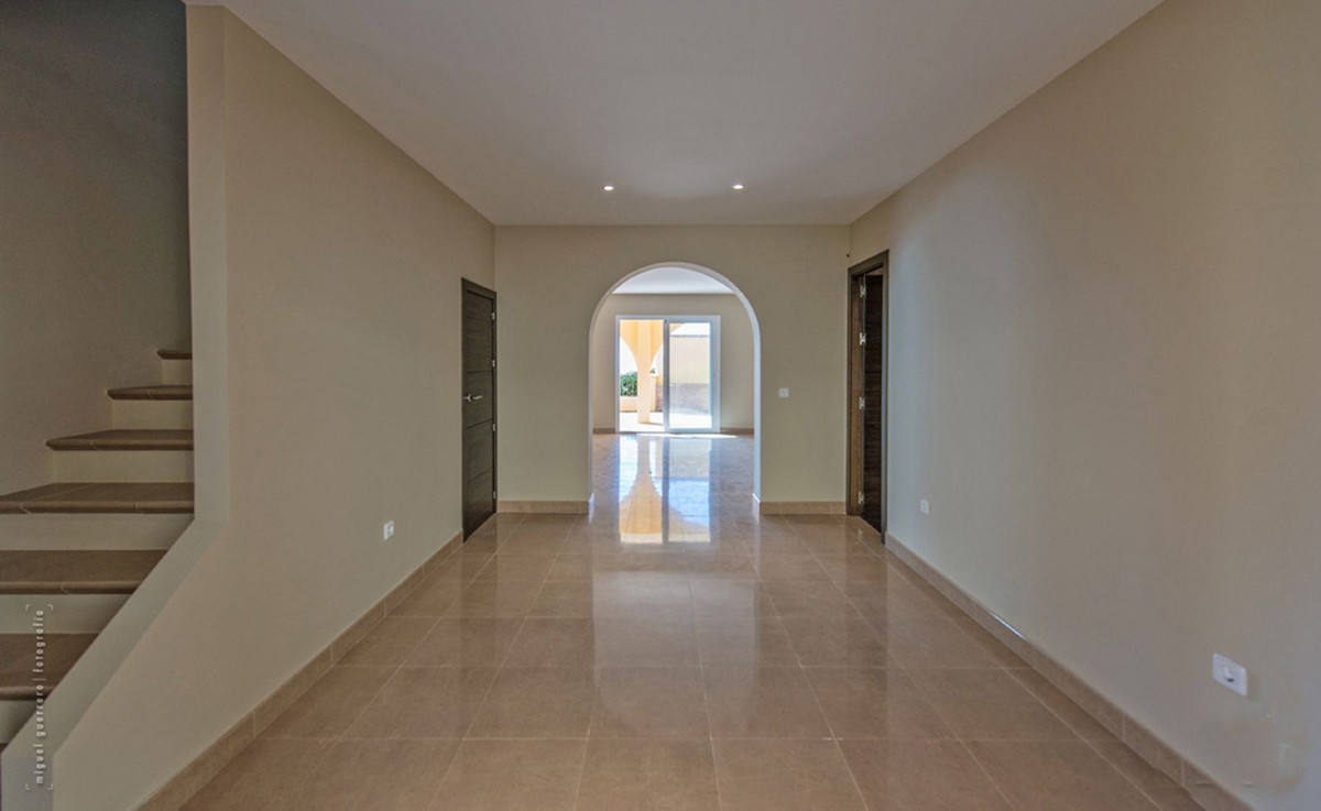 4 Bed Townhouse for sale in Benalmadena Costa Del Sol, Málaga, Spain