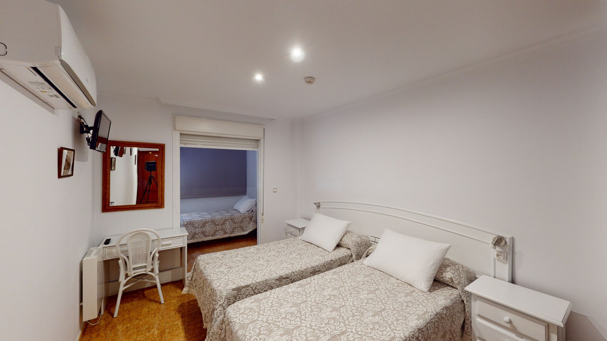 13 Bed Townhouse for sale in Caleta De Vélez Costa Del Sol East, Málaga, Spain