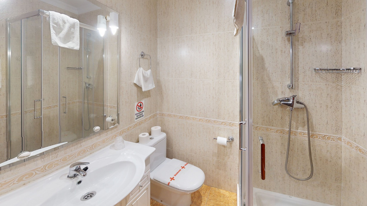 13 Bed Townhouse for sale in Caleta De Vélez Costa Del Sol East, Málaga, Spain