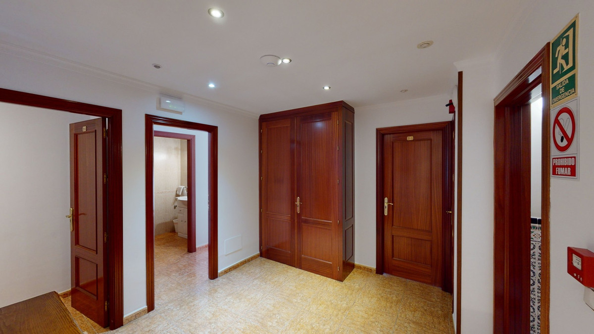 13 Bed Townhouse for sale in Caleta De Vélez Costa Del Sol East, Málaga, Spain