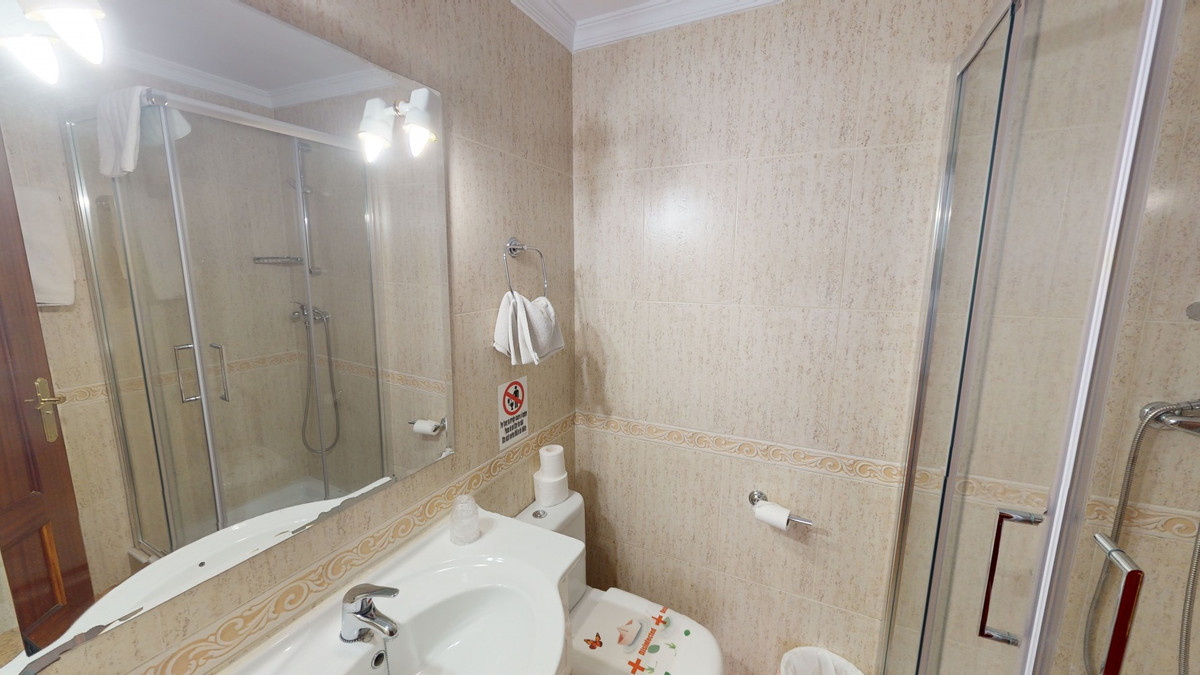 13 Bed Townhouse for sale in Caleta De Vélez Costa Del Sol East, Málaga, Spain