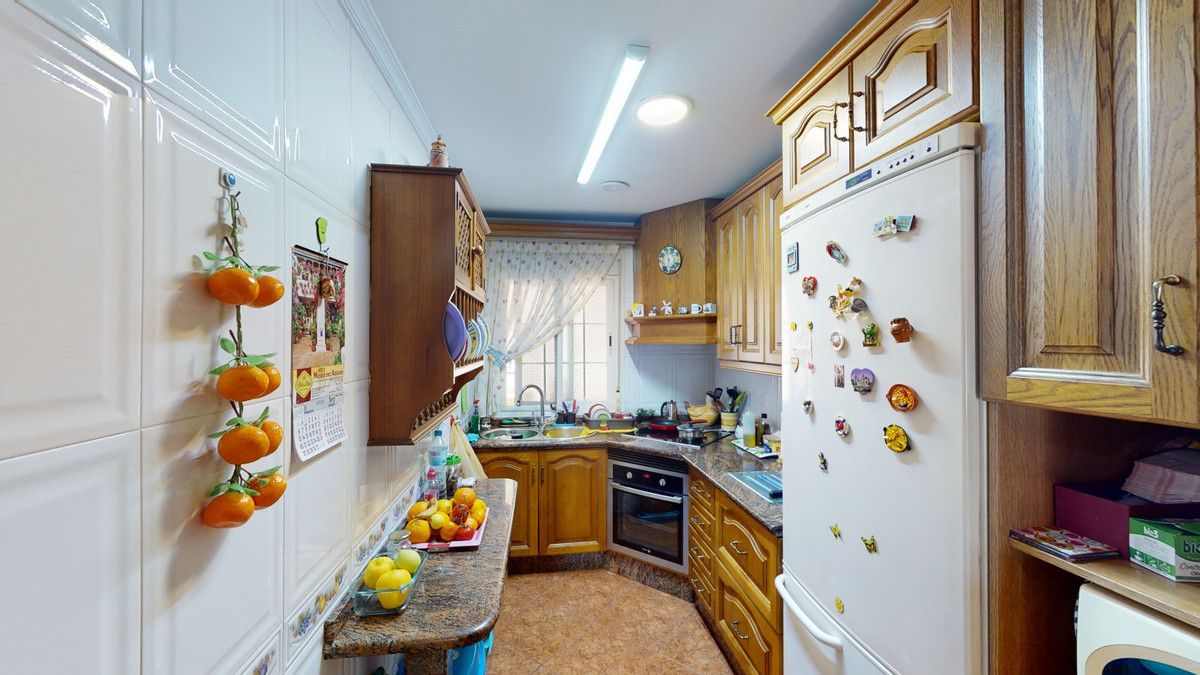 13 Bed Townhouse for sale in Caleta De Vélez Costa Del Sol East, Málaga, Spain