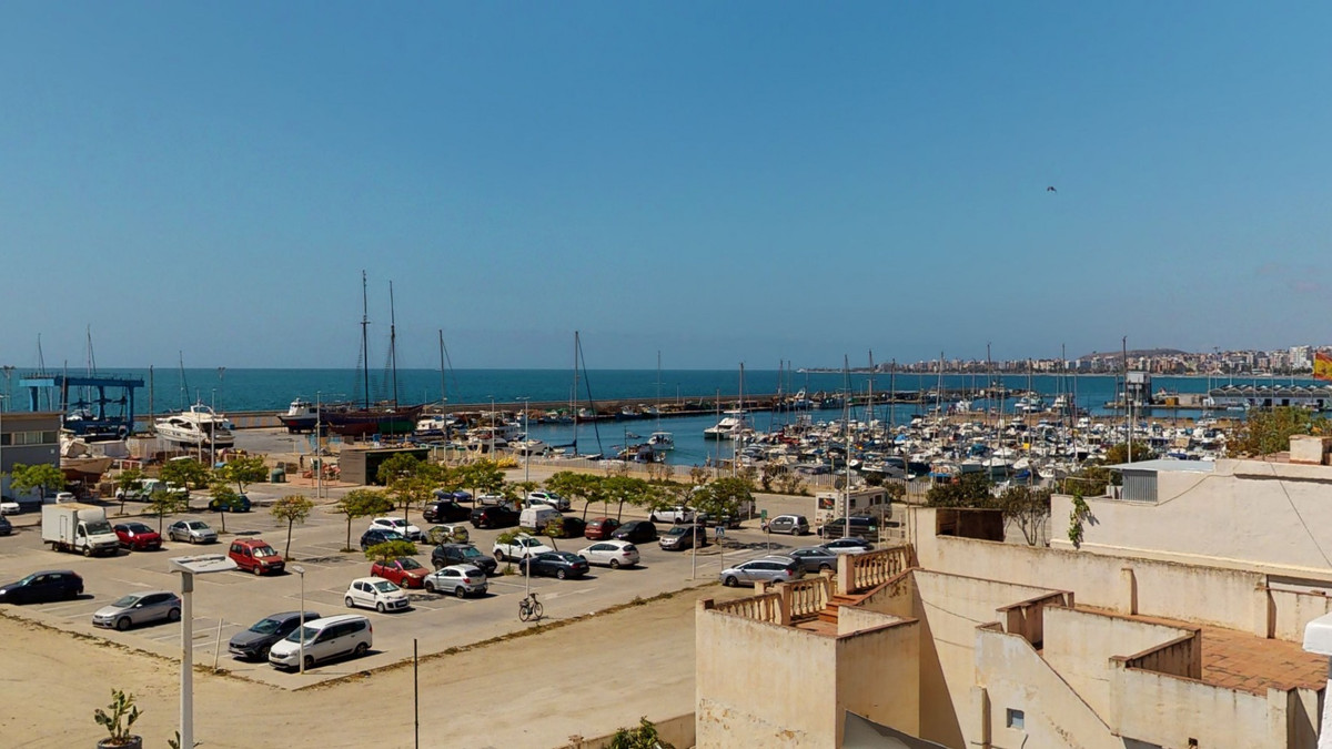 13 Bed Townhouse for sale in Caleta De Vélez Costa Del Sol East, Málaga, Spain