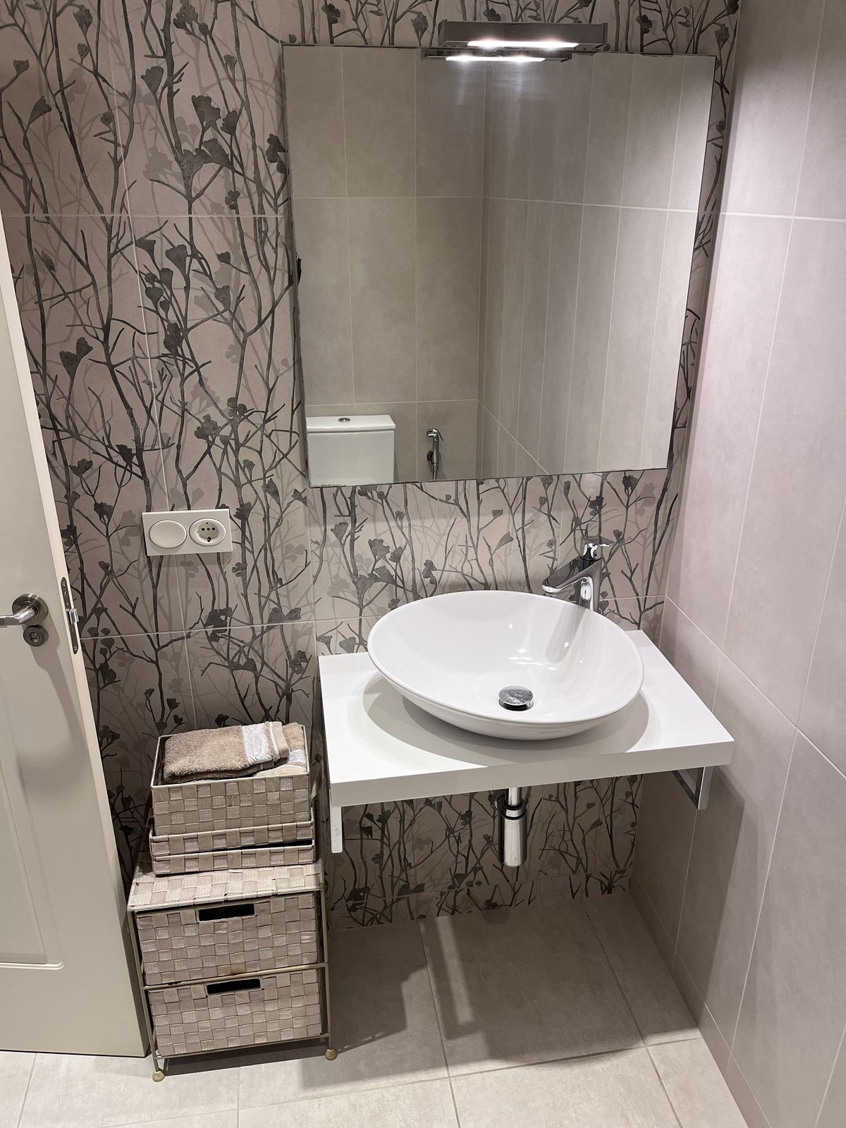2 Bed Apartment for sale in Puerto Banús Costa Del Sol, Málaga, Spain