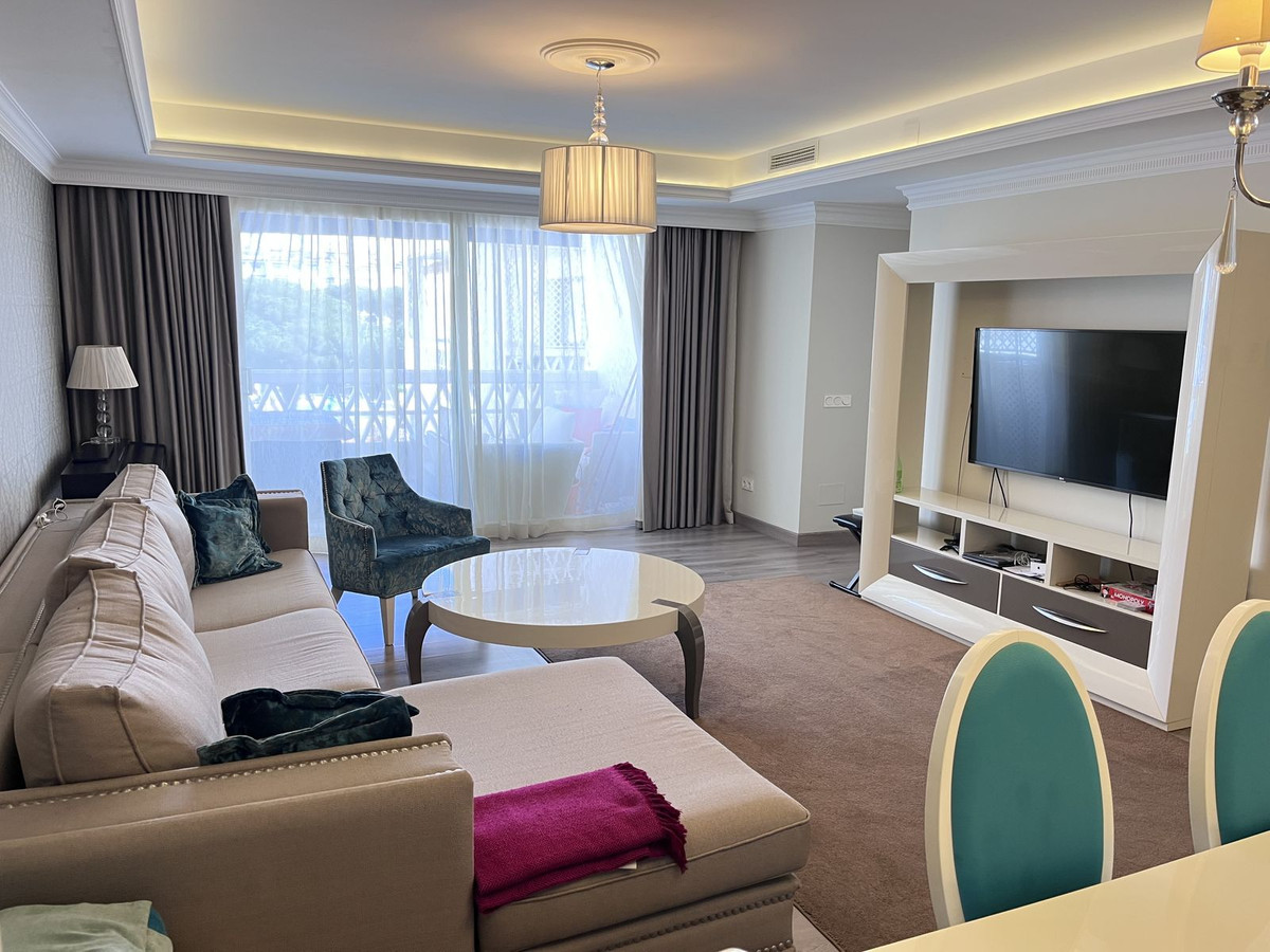 2 Bed Apartment for sale in Puerto Banús Costa Del Sol, Málaga, Spain