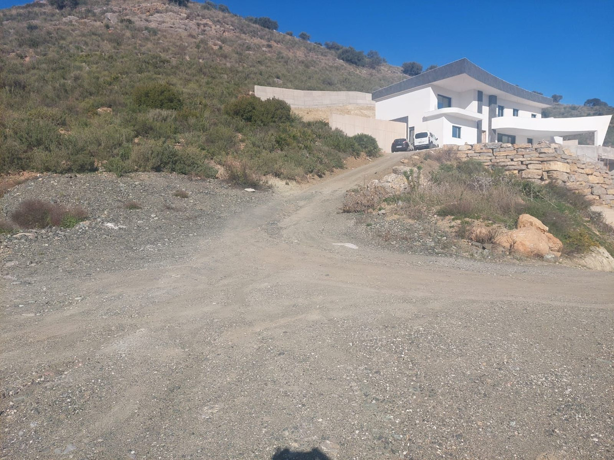 Se vende Terreno Urbano  en Costa Del Sol, Málaga, España