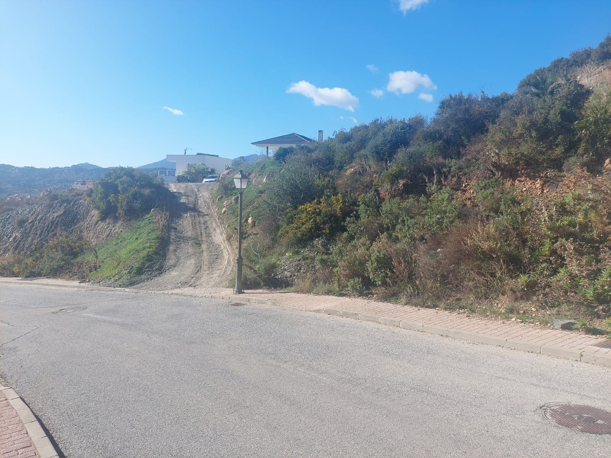 Se vende Terreno Urbano  en Costa Del Sol, Málaga, España