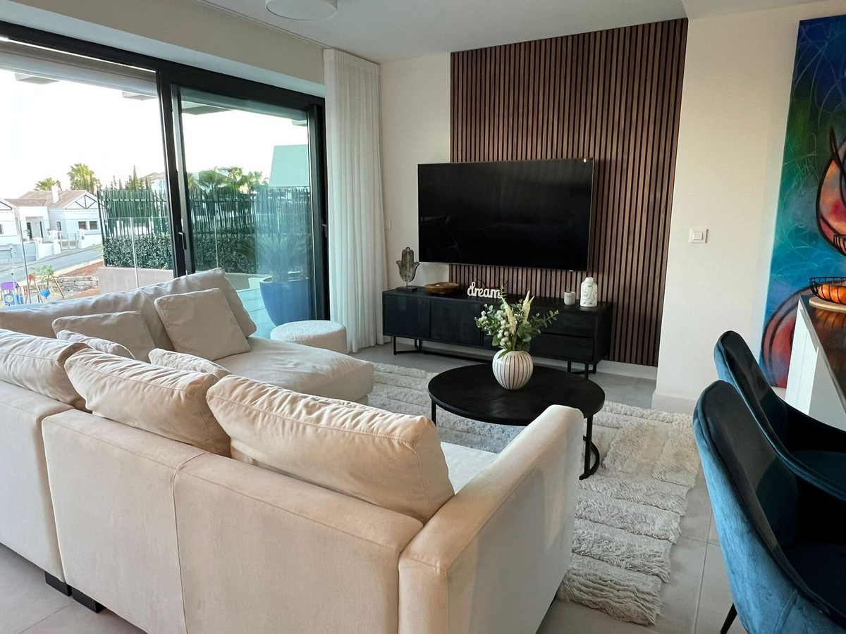 Se vende Apartamento Planta Media de 3 dormitorios en Costa Del Sol, Málaga, España