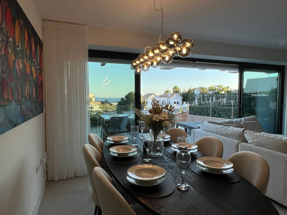 Se vende Apartamento Planta Media de 3 dormitorios en Costa Del Sol, Málaga, España