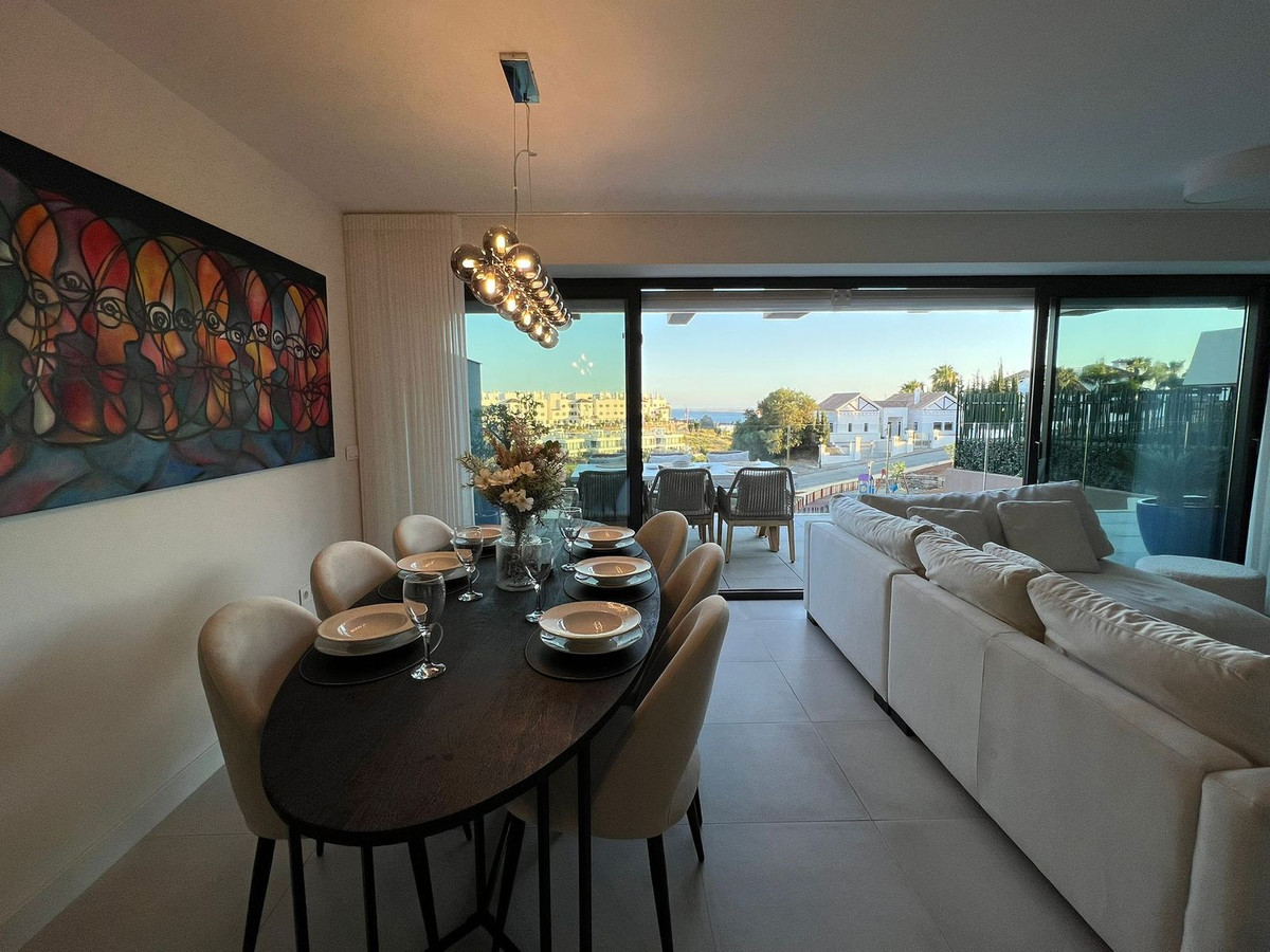 Se vende Apartamento Planta Media de 3 dormitorios en Costa Del Sol, Málaga, España
