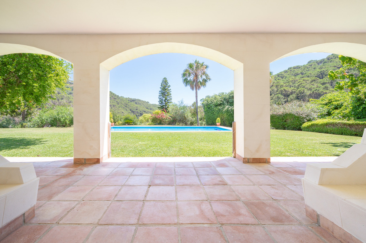 Se vende Villa - Chalet de 10 dormitorios en Costa Del Sol, Málaga, España
