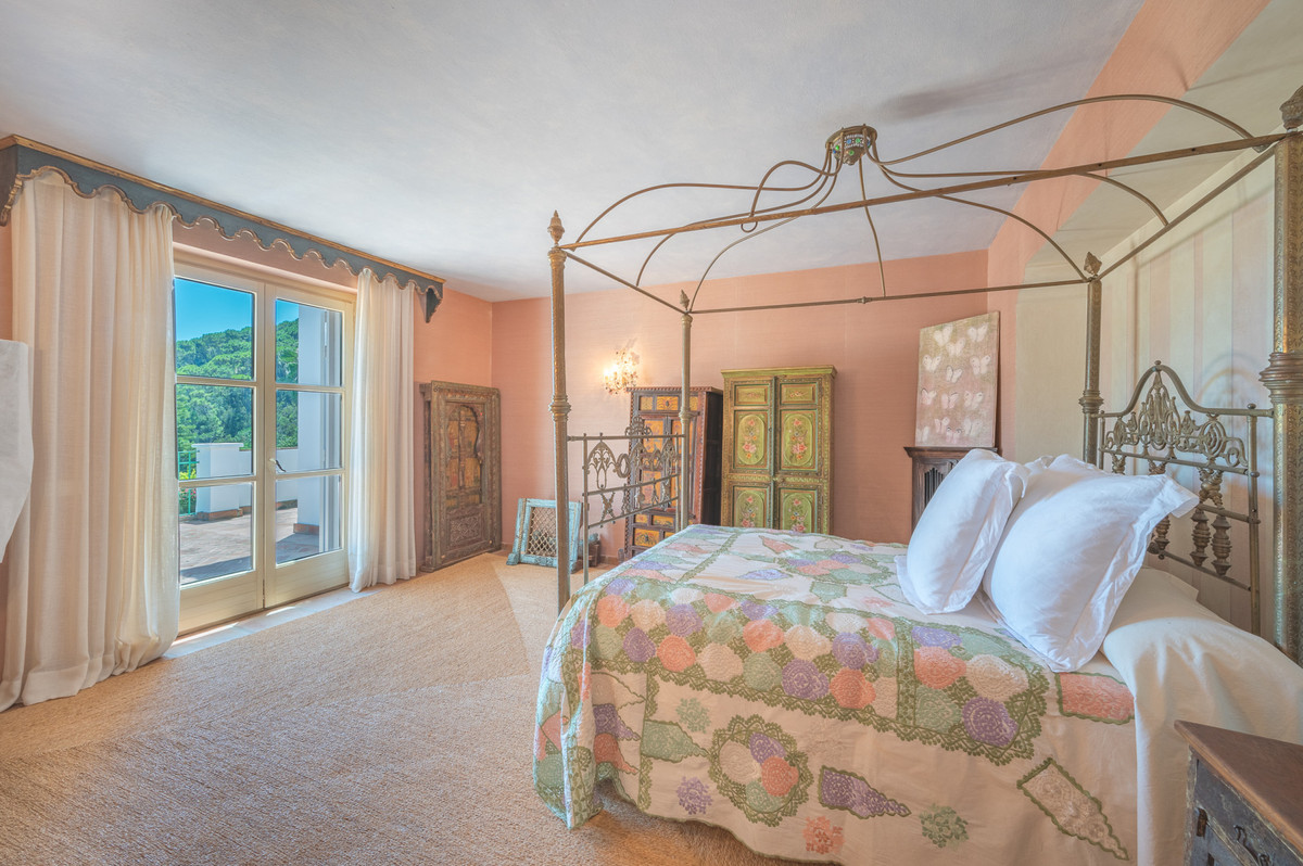 Se vende Villa - Chalet de 10 dormitorios en Costa Del Sol, Málaga, España