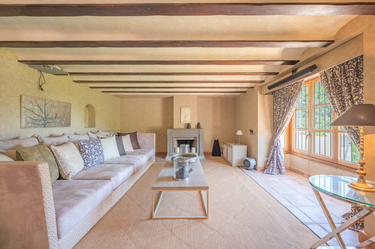 Se vende Villa - Chalet de 10 dormitorios en Costa Del Sol, Málaga, España